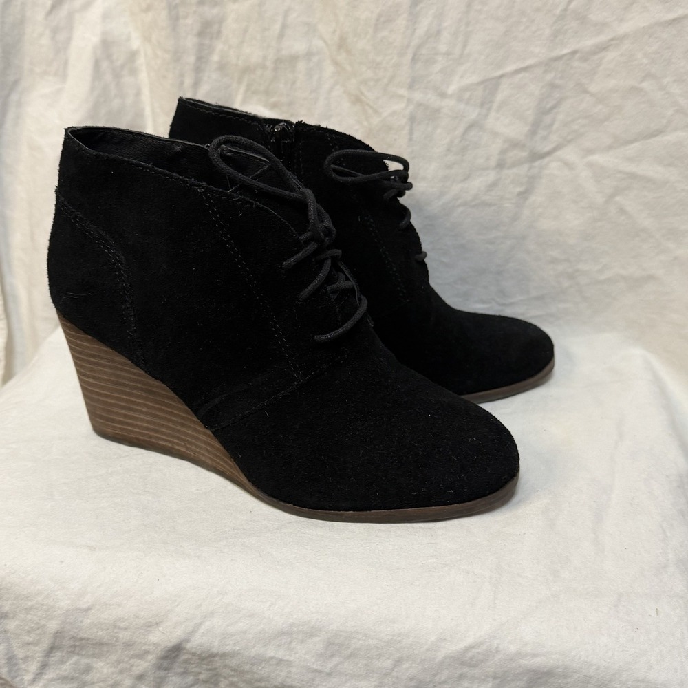 Lucky Brand Women's Shylow Suede Bootie Boho Preppy Black Size 6.5M Wedge Heel - Picture 4 of 7